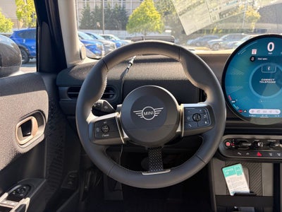 2026 MINI Cooper S Hardtop 4 Door Signature Plus