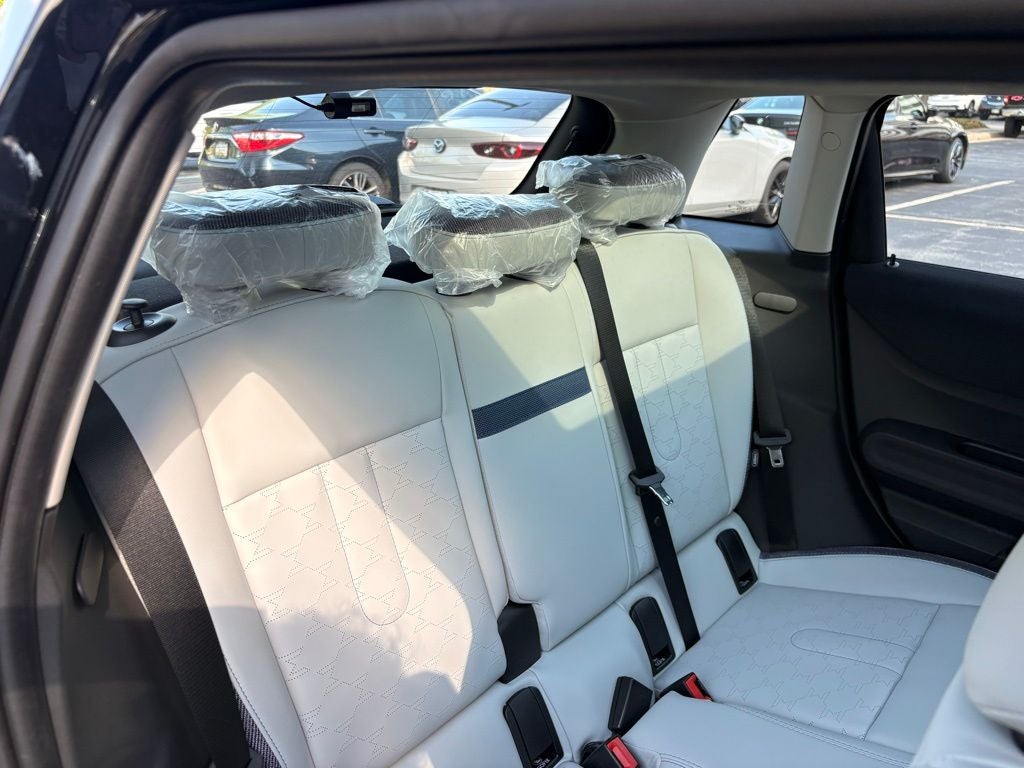 2026 MINI Cooper S Hardtop 4 Door Signature Plus