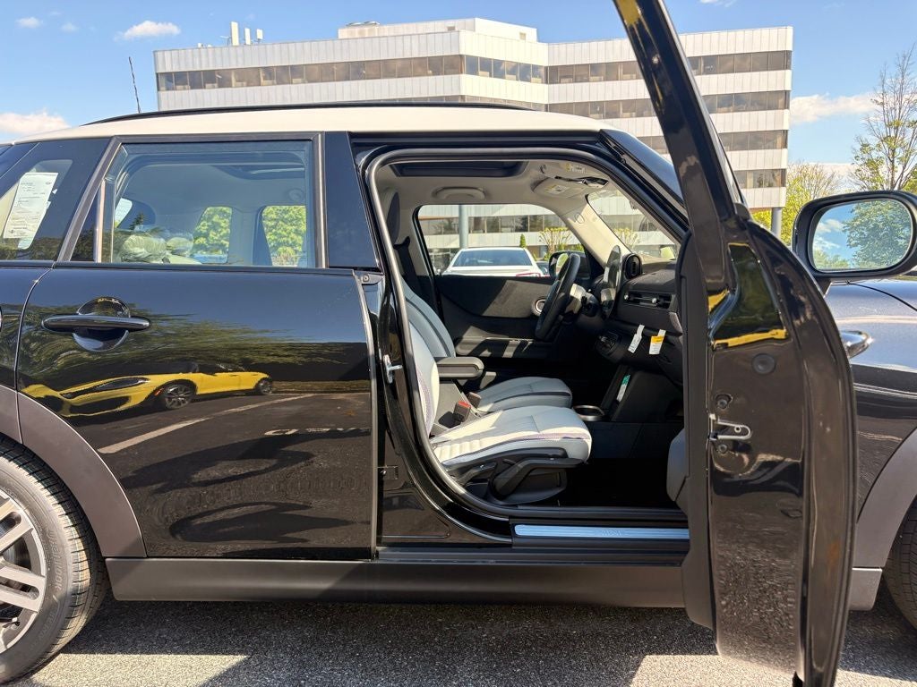 2026 MINI Cooper S Hardtop 4 Door Signature Plus