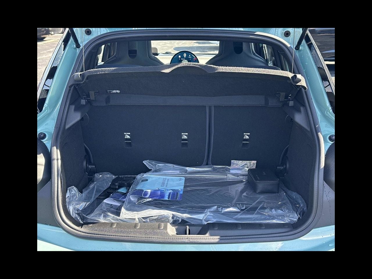 2026 MINI 4 DOOR ICONIC