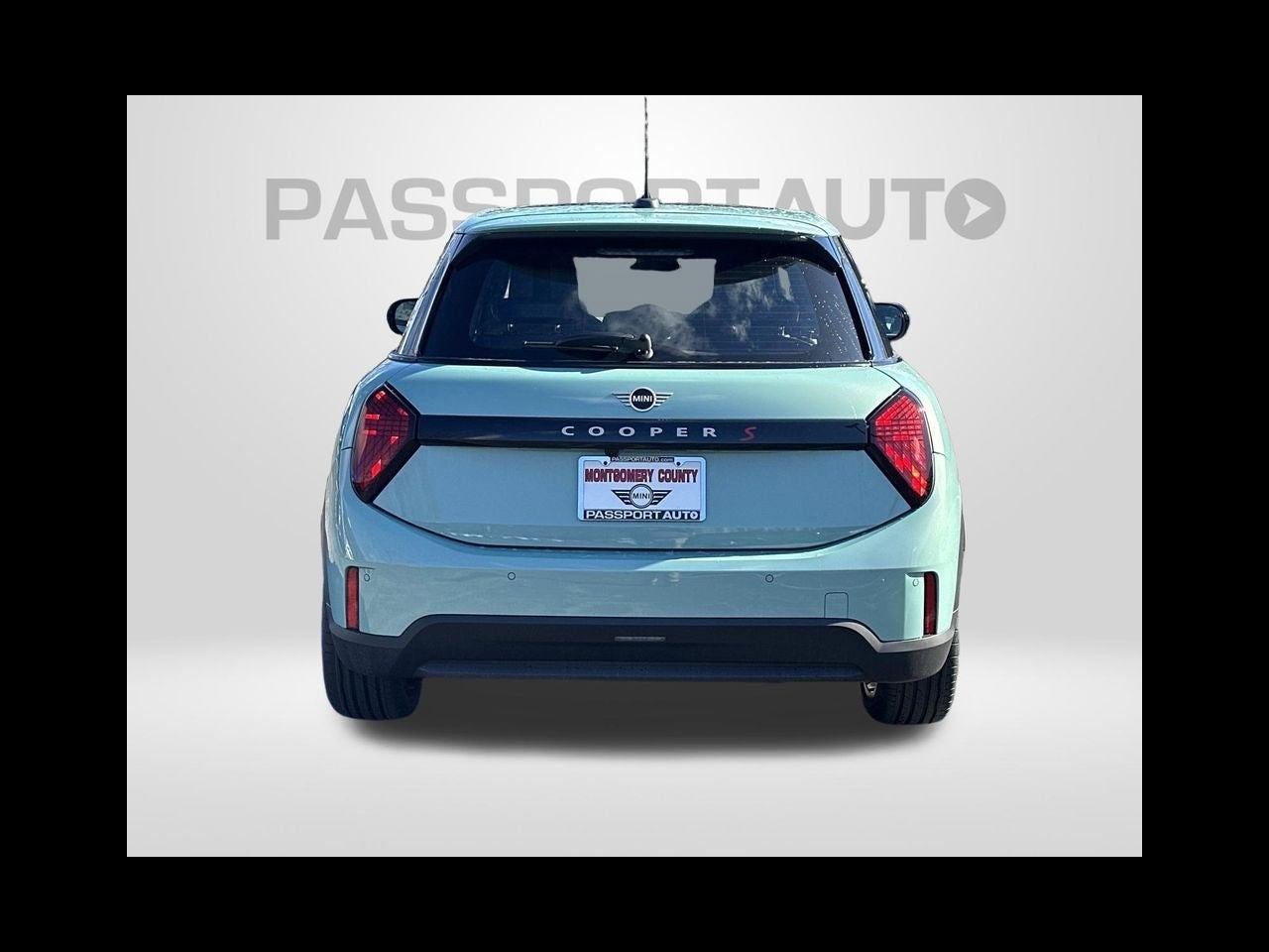 2026 MINI 4 DOOR ICONIC