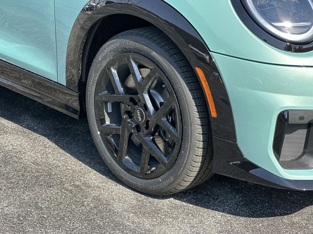 2026 MINI 4 Door Cooper S Iconic