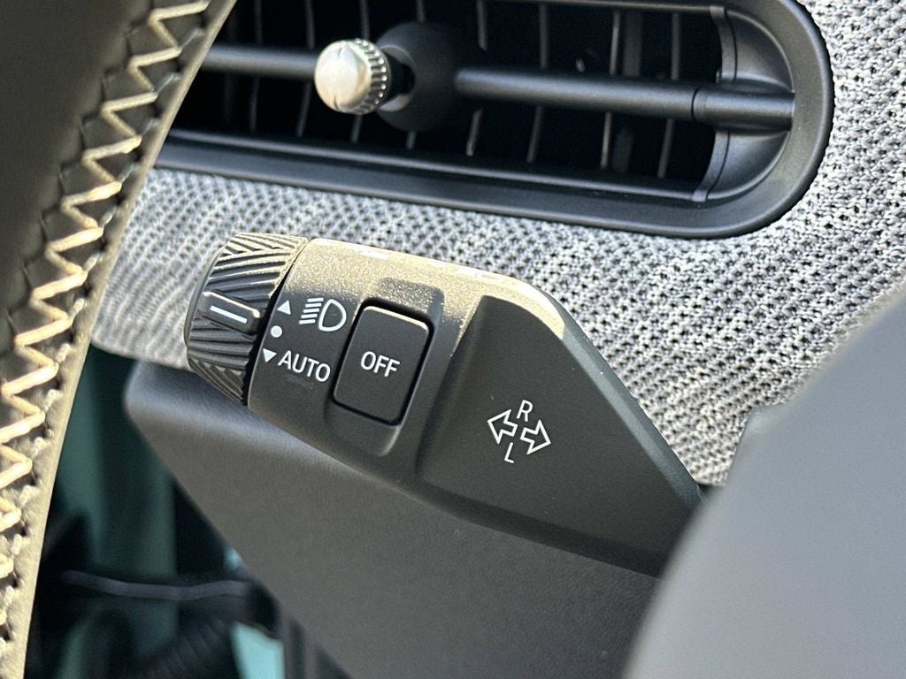 2026 MINI 4 DOOR SIGNATURE PLUS