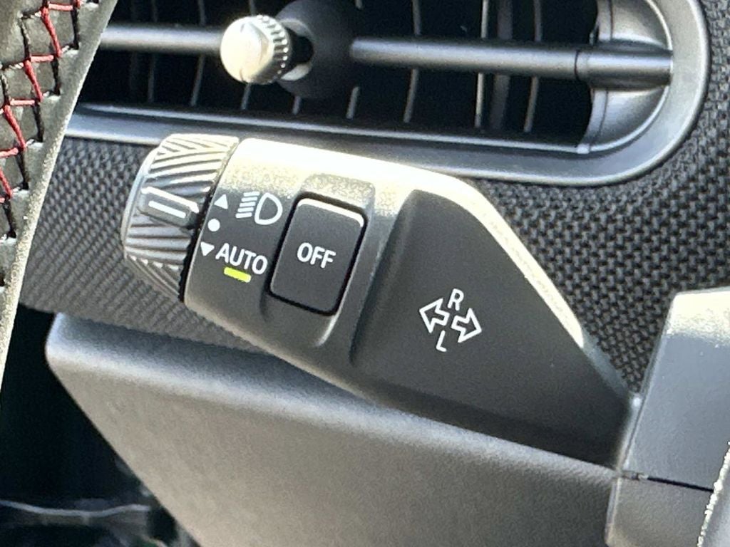 2026 MINI 4 Door Cooper S Iconic