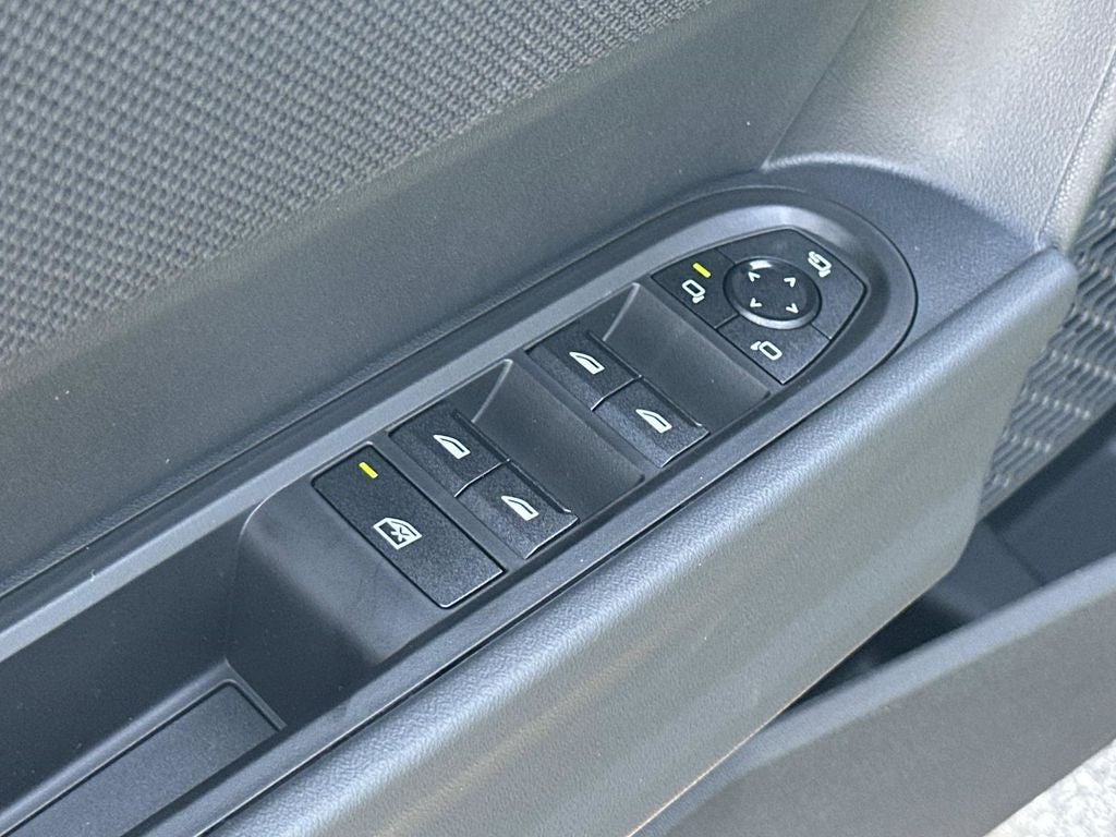 2026 MINI 4 Door Cooper S Iconic