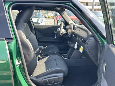 2026 MINI 4 Door Cooper S Iconic