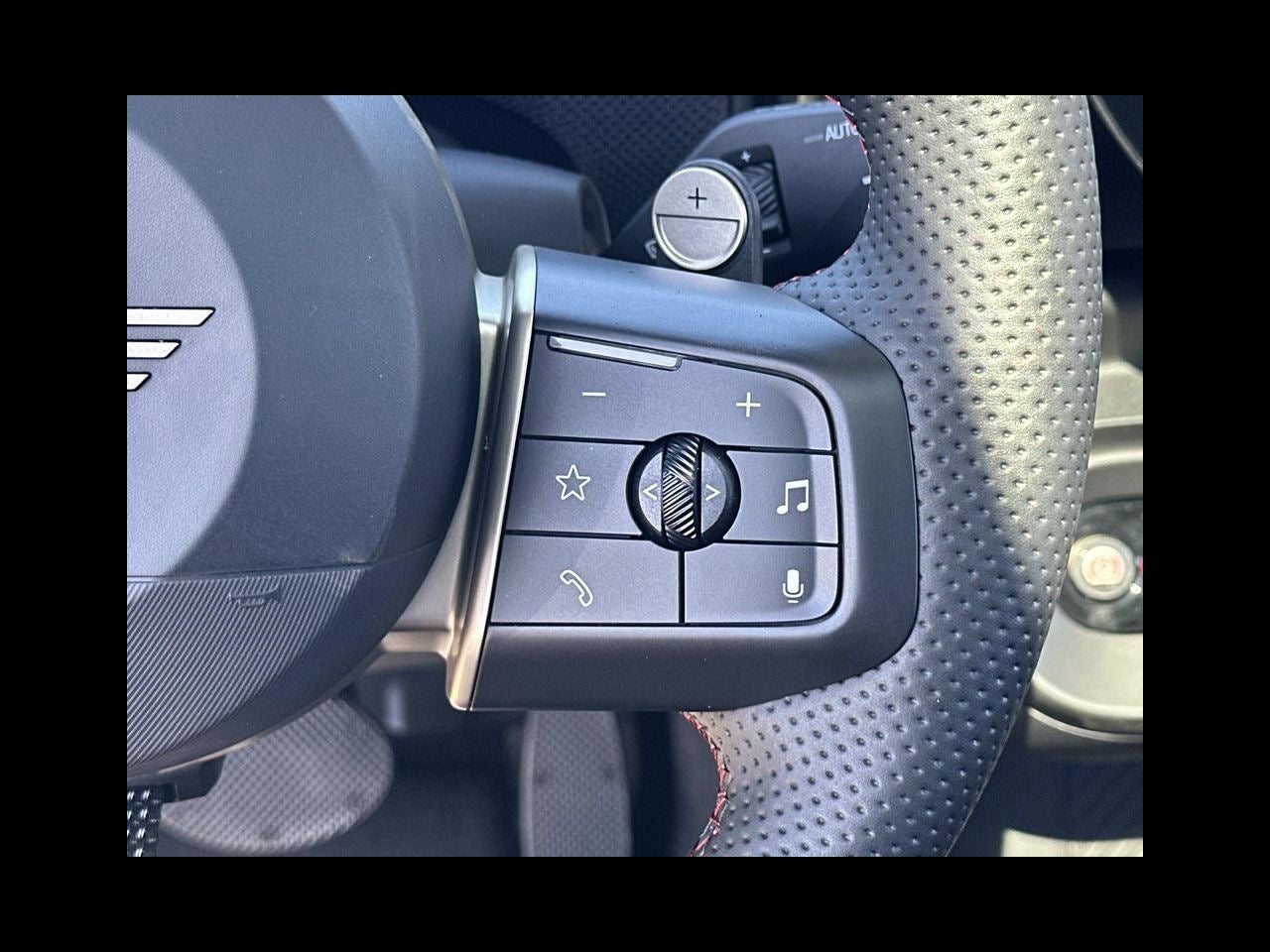 2026 MINI 4 DOOR ICONIC