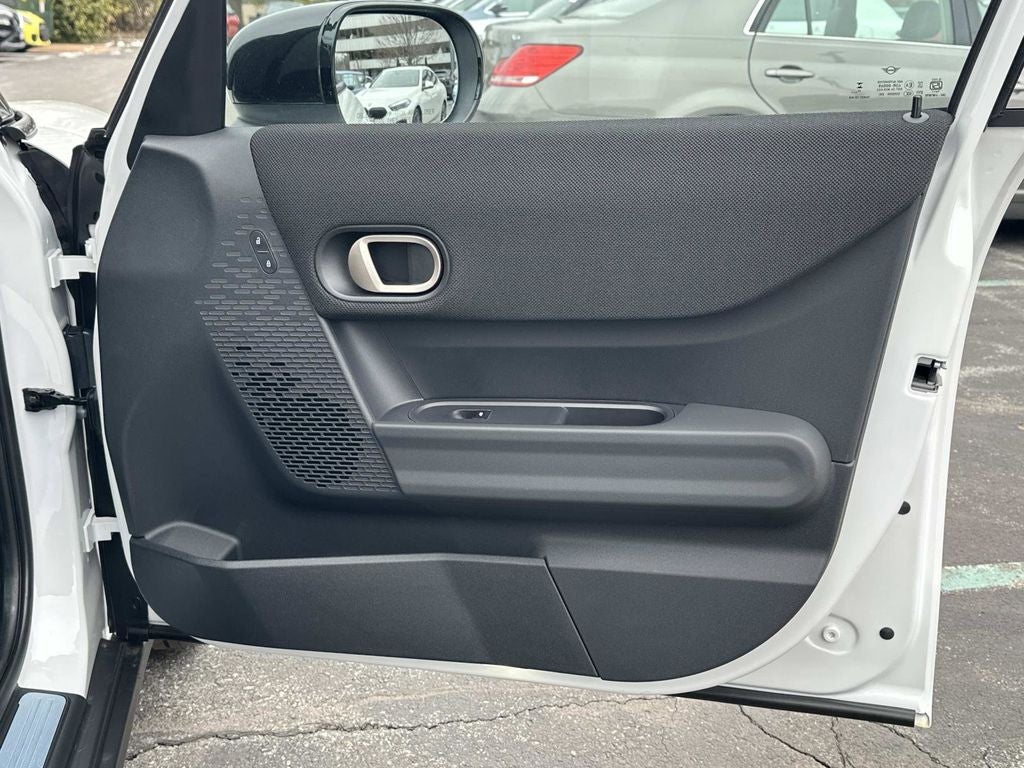 2026 MINI 4 DOOR ICONIC