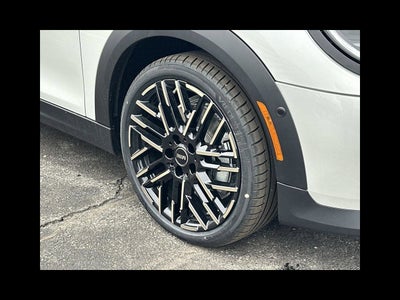 2026 MINI 4 DOOR ICONIC