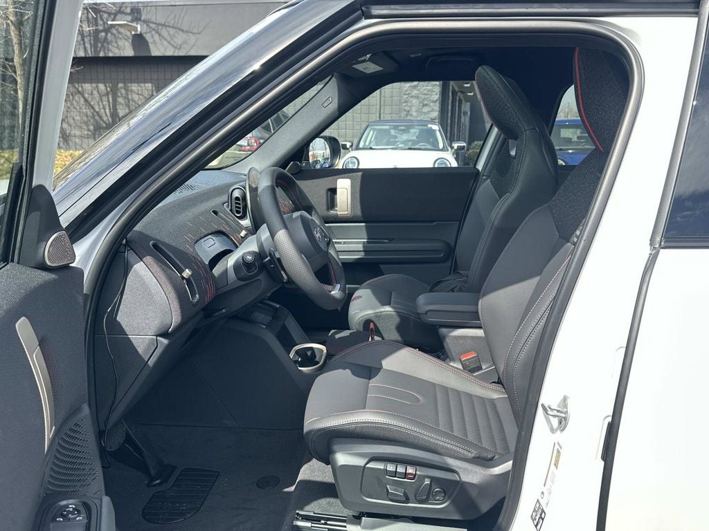 2026 MINI COUNTRYMAN ICONIC