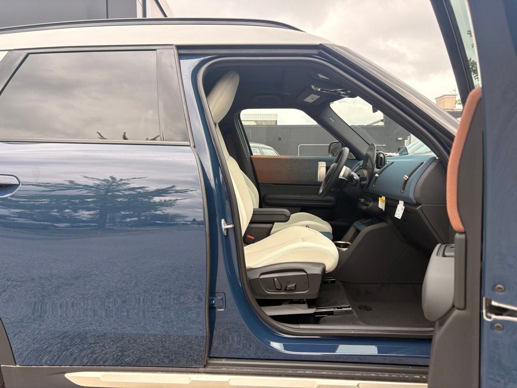 2027 MINI Cooper S Countryman ALL4 Signature Plus