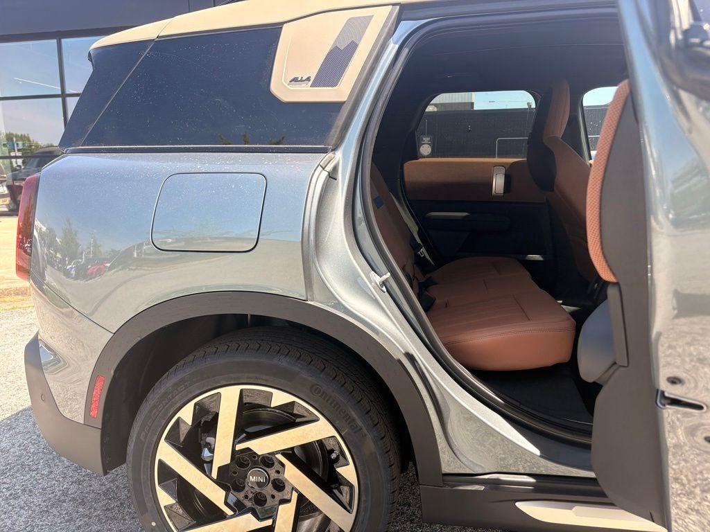 2027 MINI Cooper S Countryman ALL4 Iconic