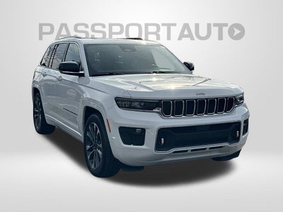 2022 Jeep Grand Cherokee Overland 4WD