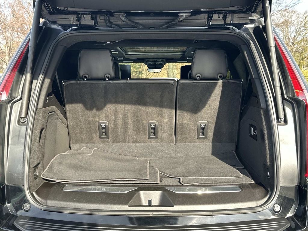 2023 Cadillac Escalade Sport Platinum