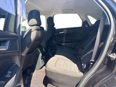 2020 Ford Edge SE