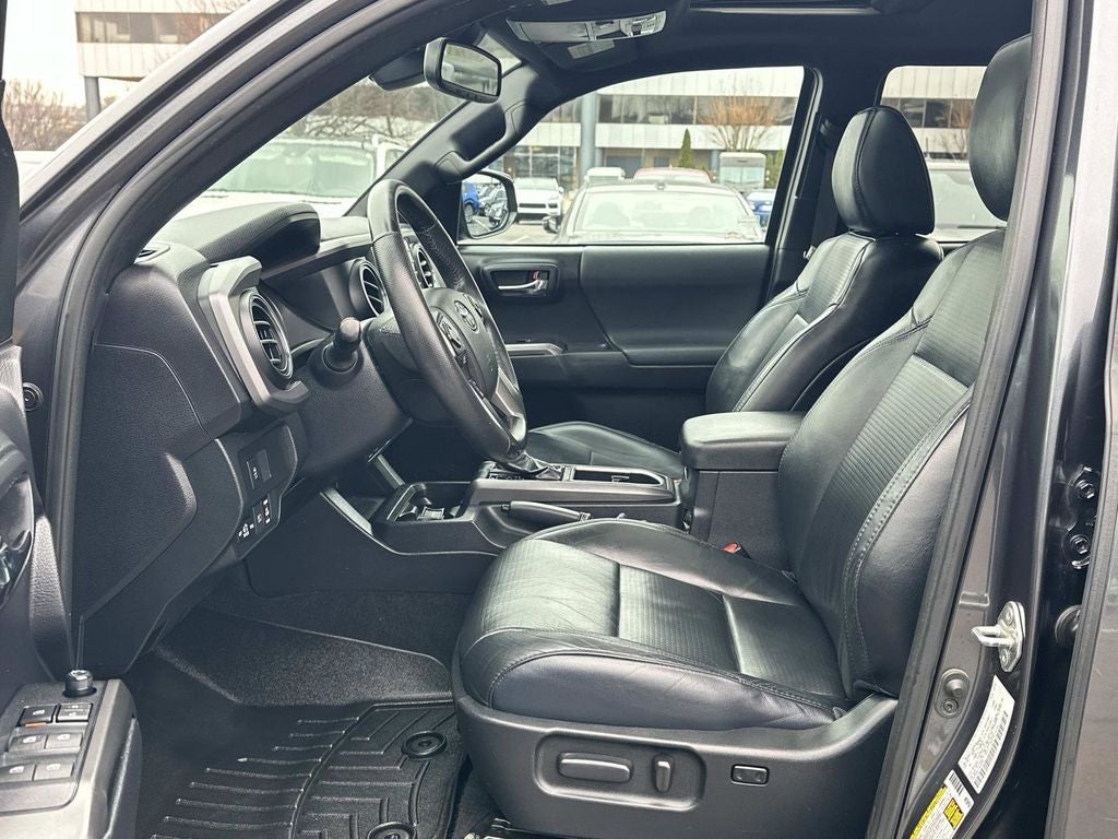 2020 Toyota Tacoma SR5 V6