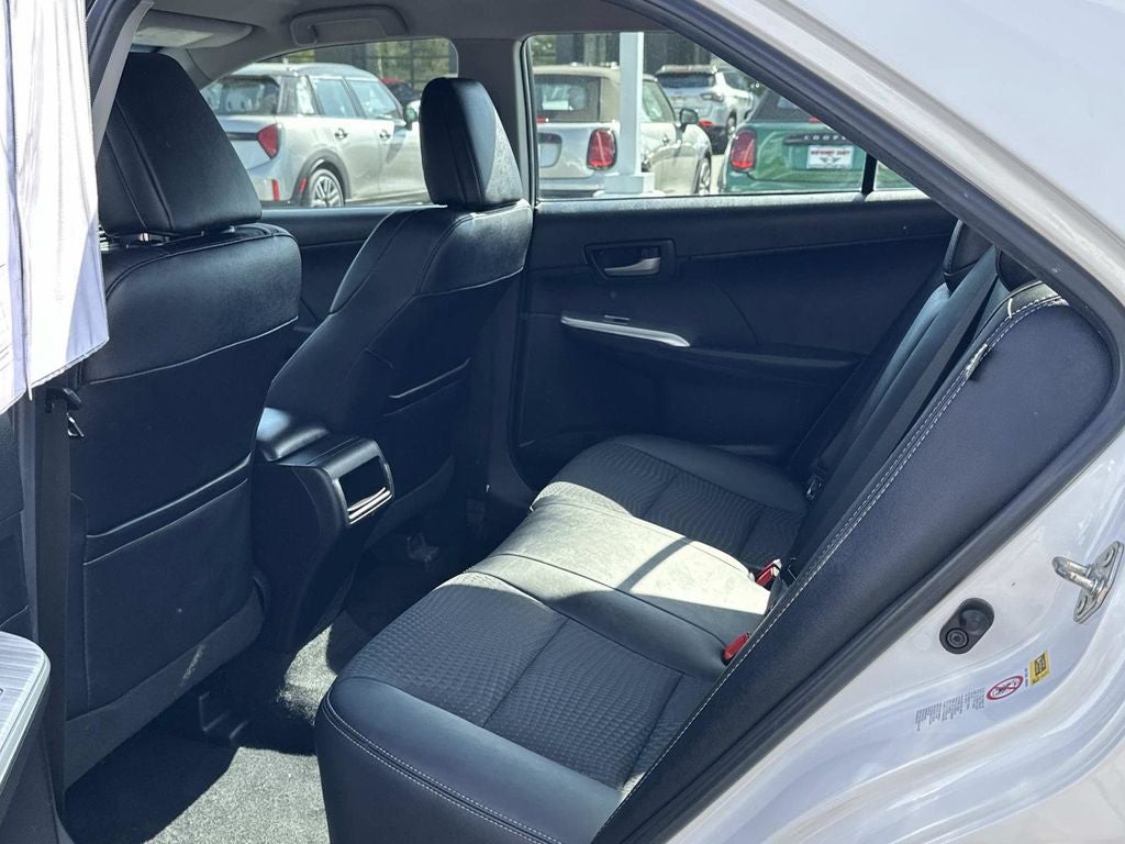 2013 Toyota Camry SE Sedan