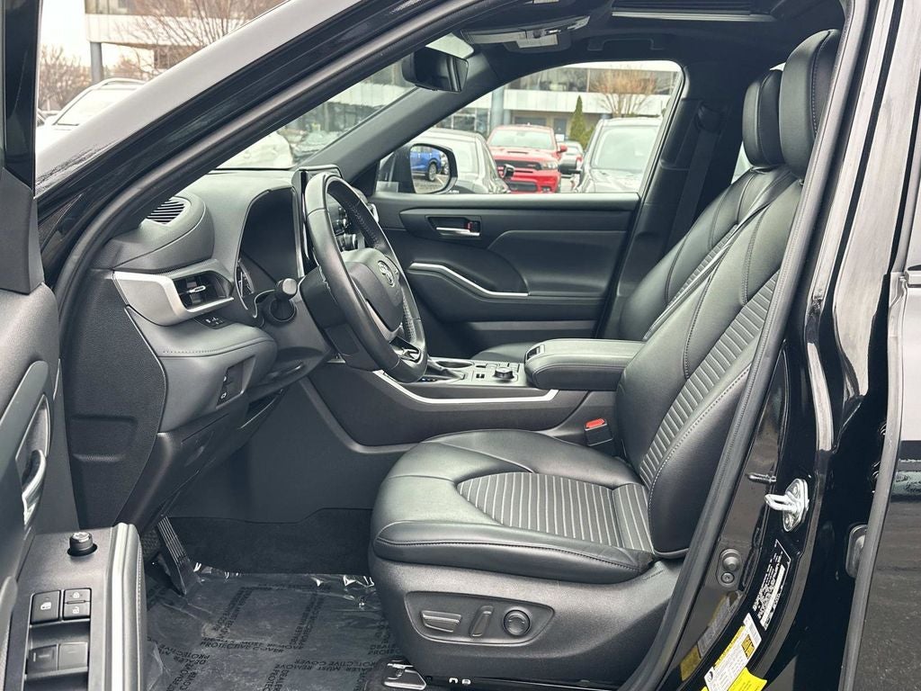2022 Toyota Highlander XSE AWD
