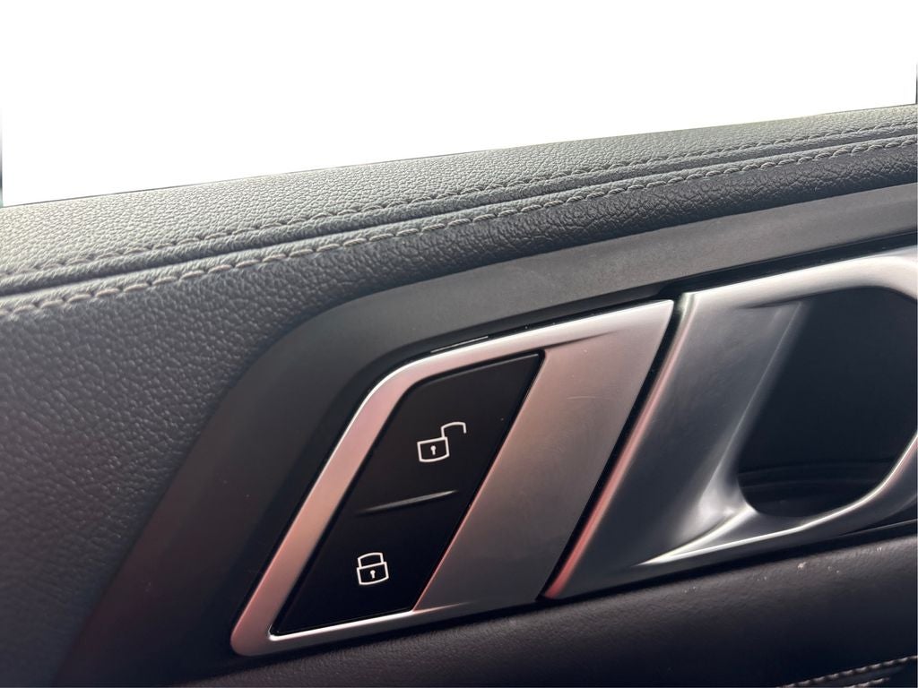 2022 BMW X5 xDrive45e AWD
