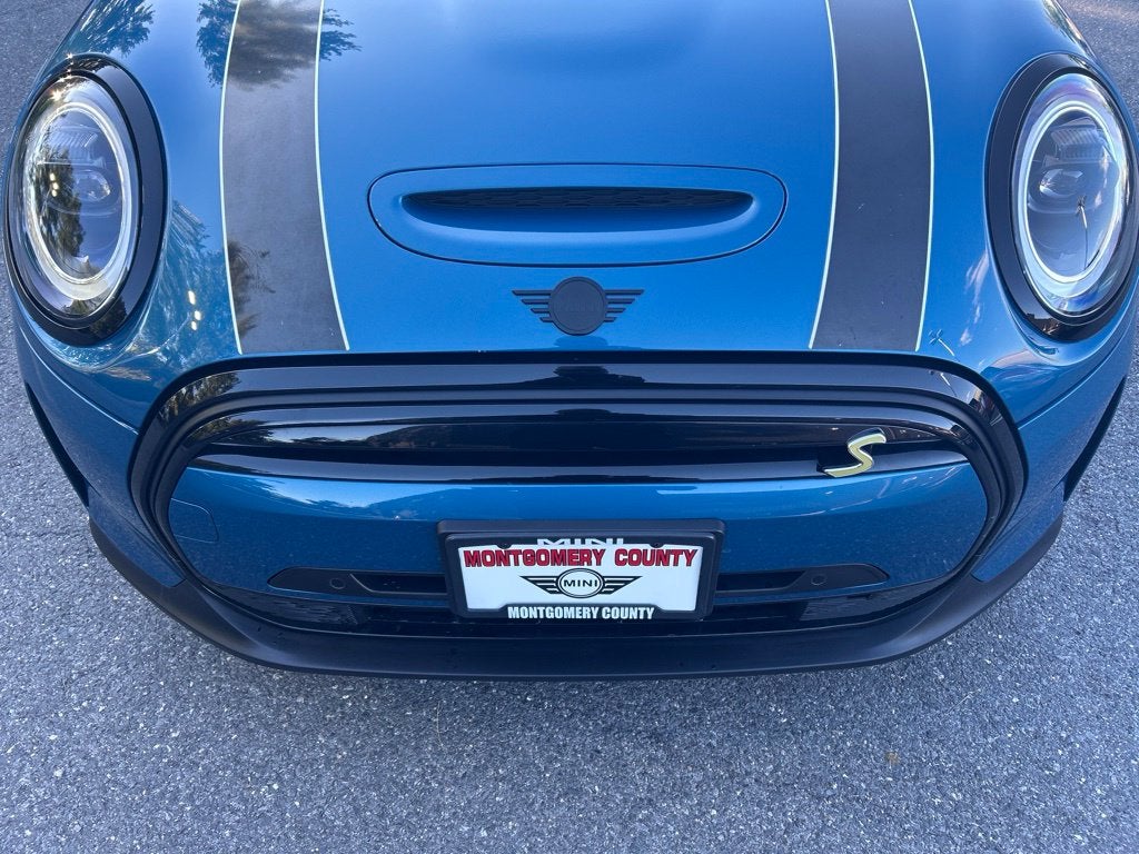 2024 MINI Cooper SE Electric Iconic Hardtop 2 Door