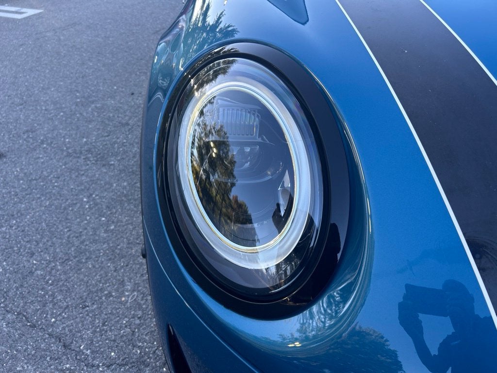 2024 MINI Cooper SE Electric Iconic Hardtop 2 Door