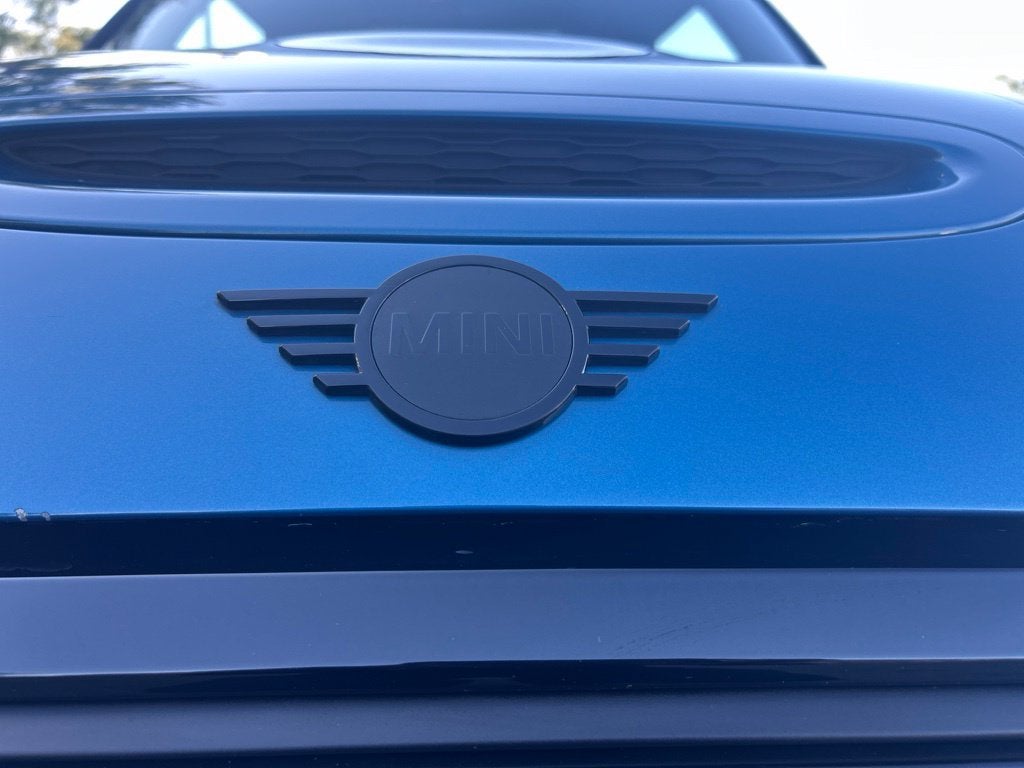 2024 MINI Cooper SE Electric Iconic Hardtop 2 Door