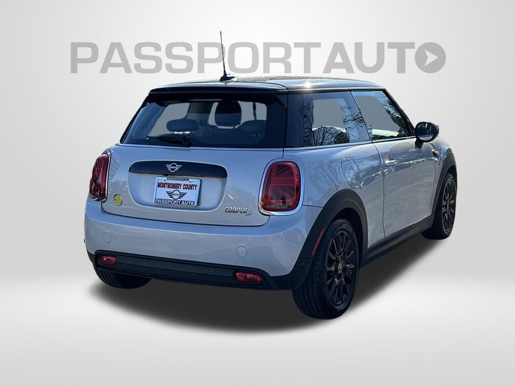 2022 MINI Cooper SE Electric Signature Hardtop 2 Door