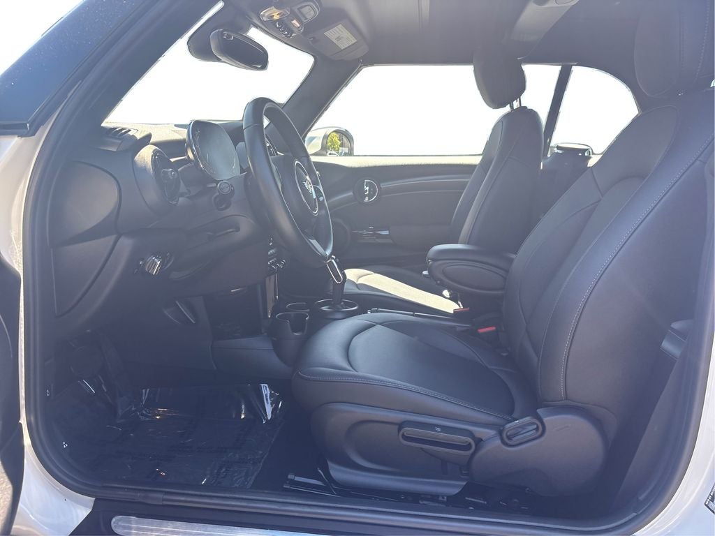 2024 MINI Cooper Signature