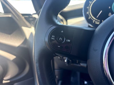 2024 MINI Cooper Signature