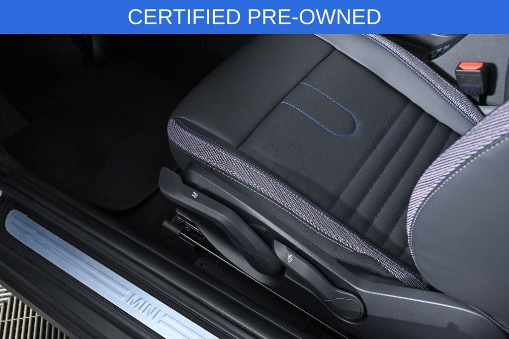 2025 MINI Cooper S Iconic