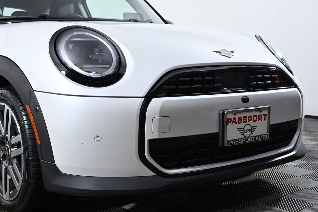 2025 MINI Cooper S Iconic
