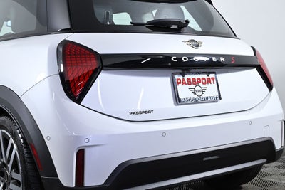 2025 MINI Cooper S Iconic