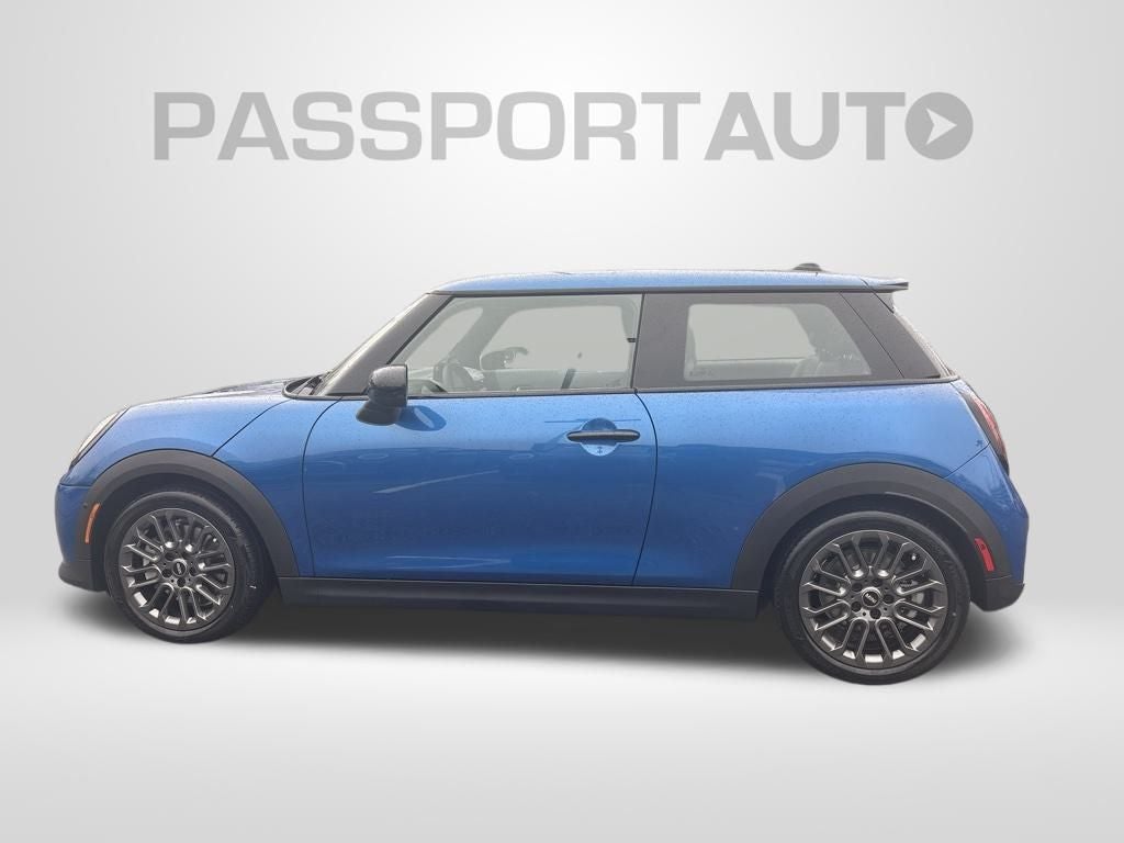 2025 MINI Cooper S Signature Plus Hardtop 2 Door
