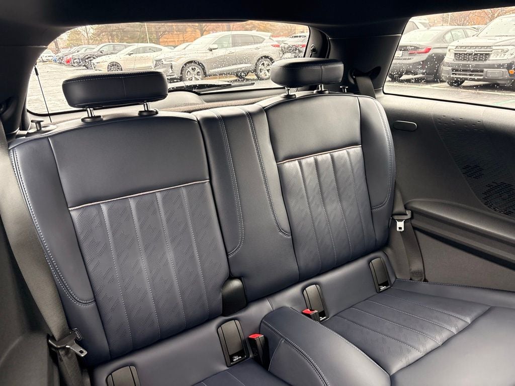 2025 MINI Cooper S Signature Plus Hardtop 2 Door