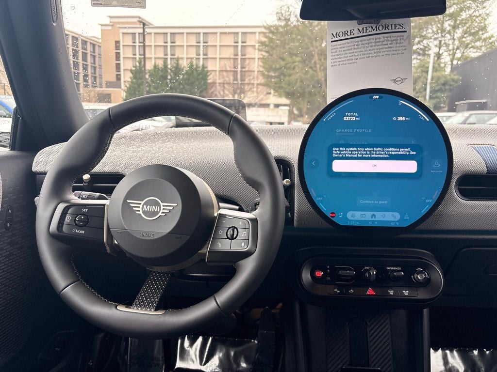 2025 MINI Cooper S Signature Plus Hardtop 2 Door