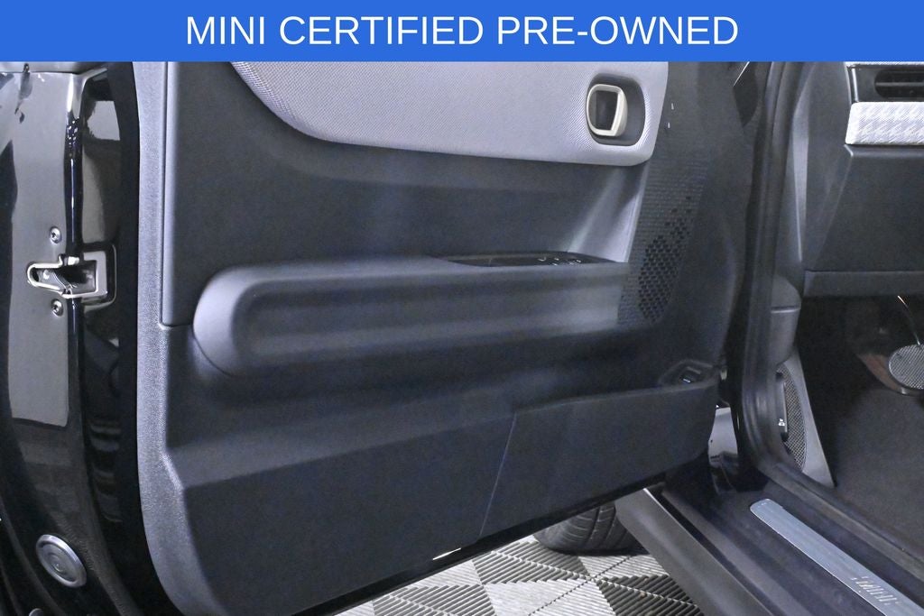 2025 MINI Cooper S Signature Plus