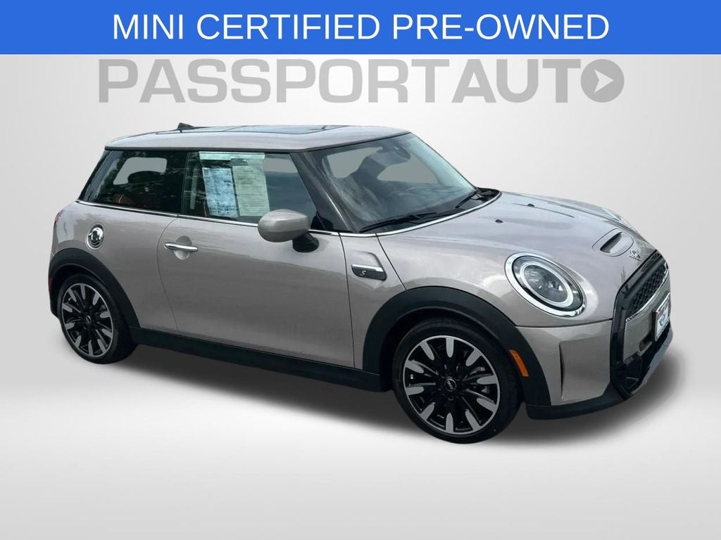 2024 MINI Cooper S Iconic