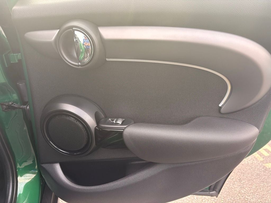 2023 MINI Cooper S Signature Hardtop 4 Door