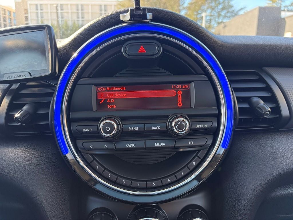 2015 MINI Cooper Base Hardtop 2 Door