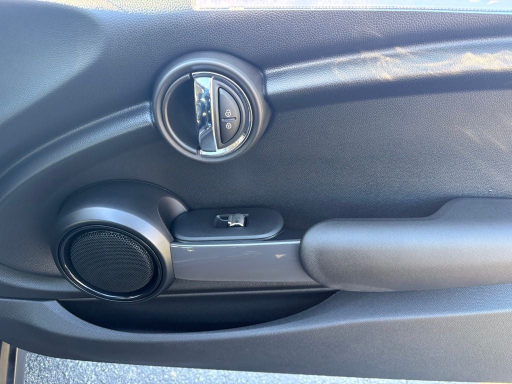 2018 MINI Oxford Edition 