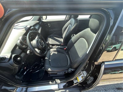 2021 MINI Cooper Signature 4 Door
