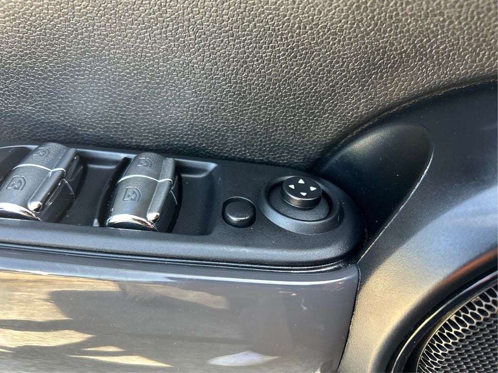 2021 MINI Cooper Signature 4 Door