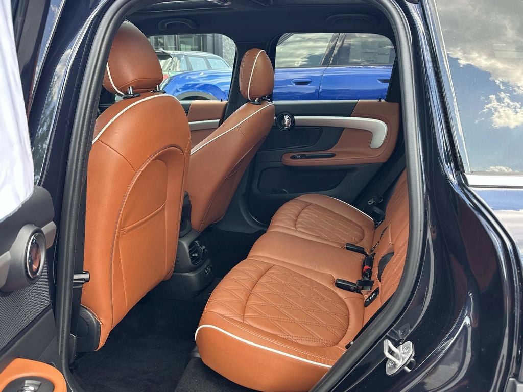2024 MINI Cooper S Countryman Iconic
