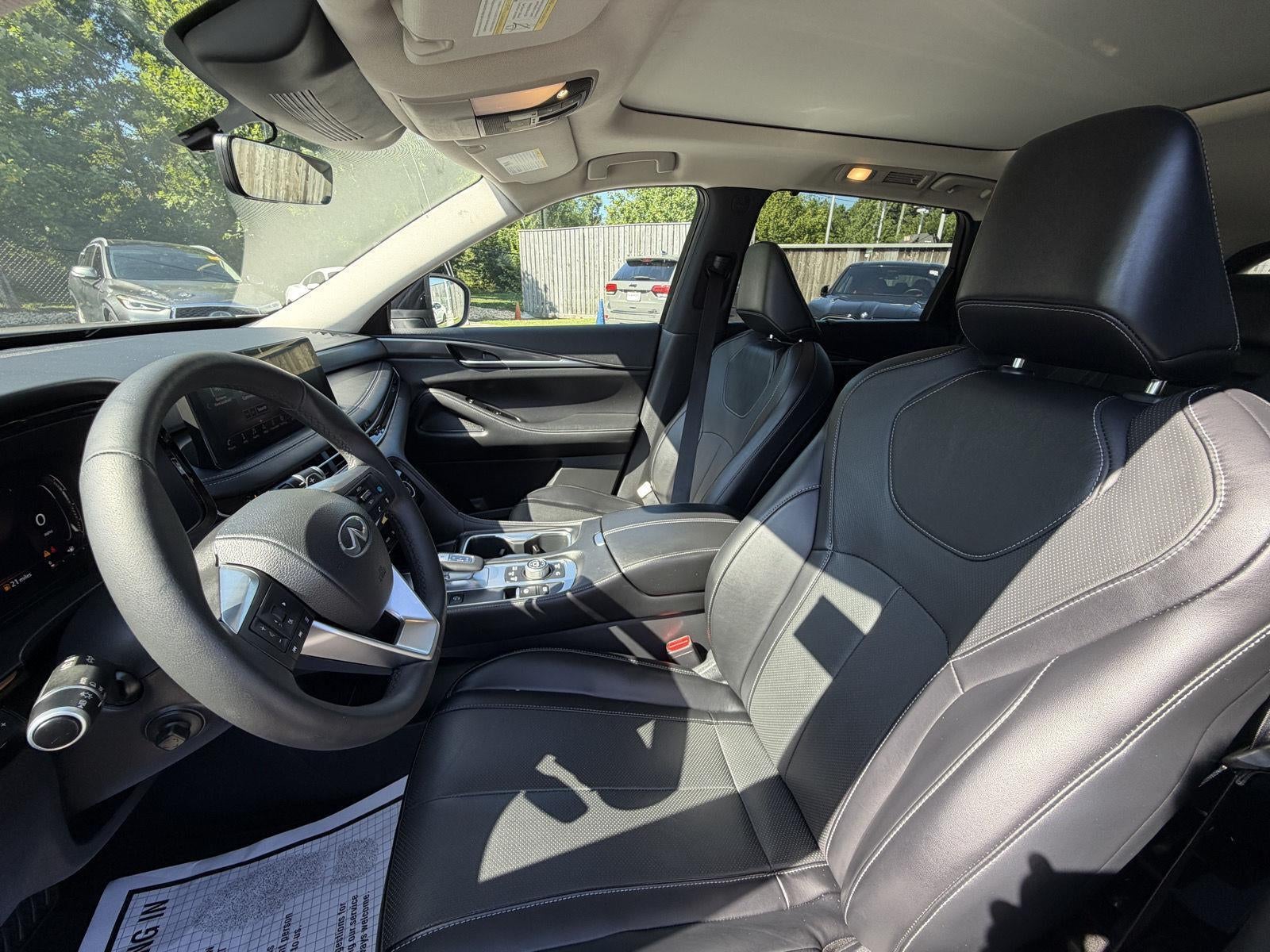 2023 INFINITI QX60 LUXE