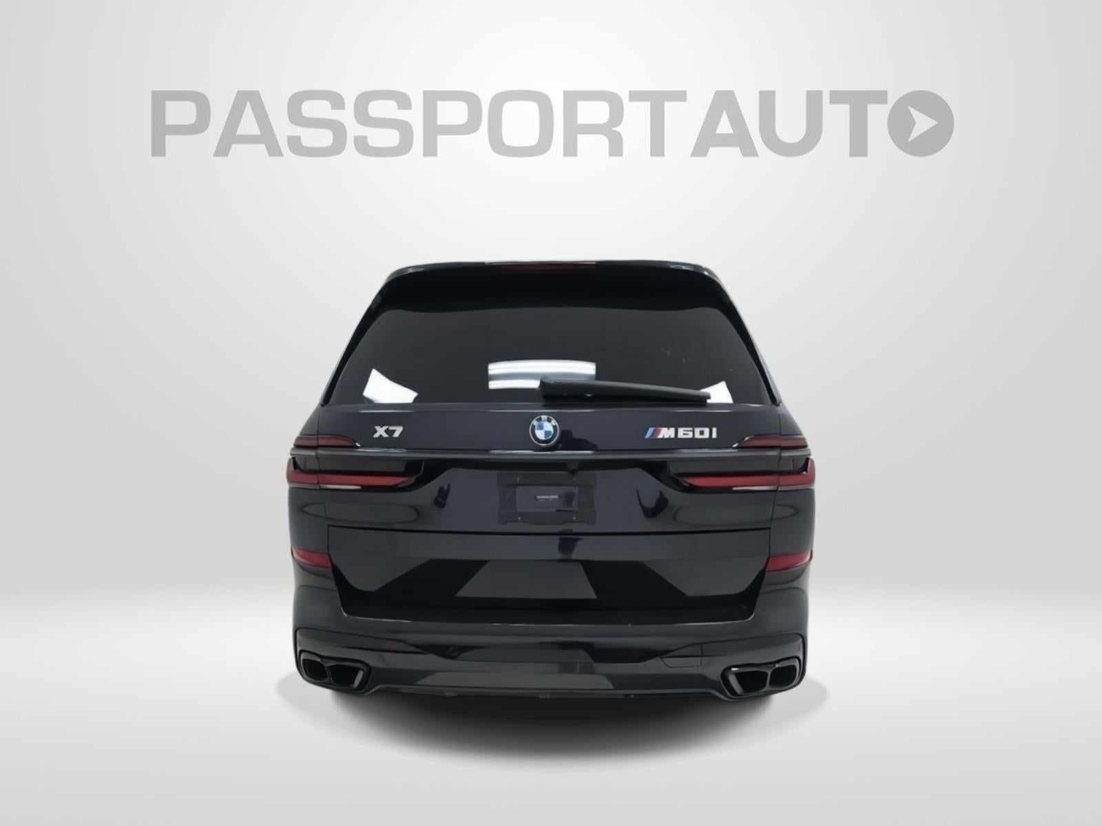 2025 BMW X7 M60i