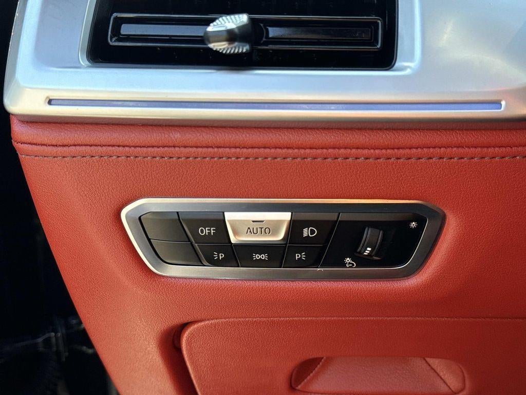 2023 BMW Xm Base