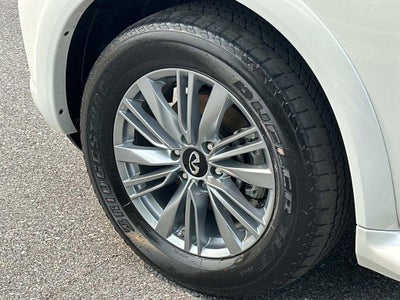 2024 INFINITI QX80 LUXE