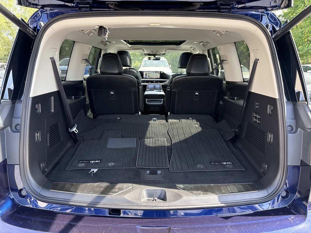 2025 INFINITI QX80 LUXE