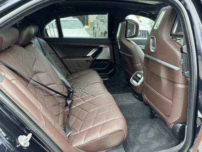 2023 BMW 7 Series 760i xDrive