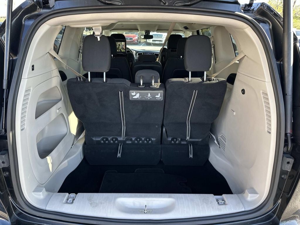 2020 Chrysler Pacifica Touring